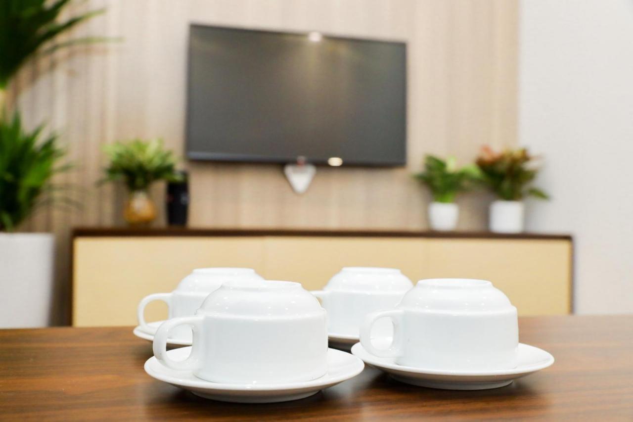 Wins Apartment Ханой Экстерьер фото